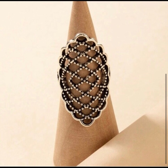 RESTOCKED: Antiqued silver hollow ring - Picture 3 of 3